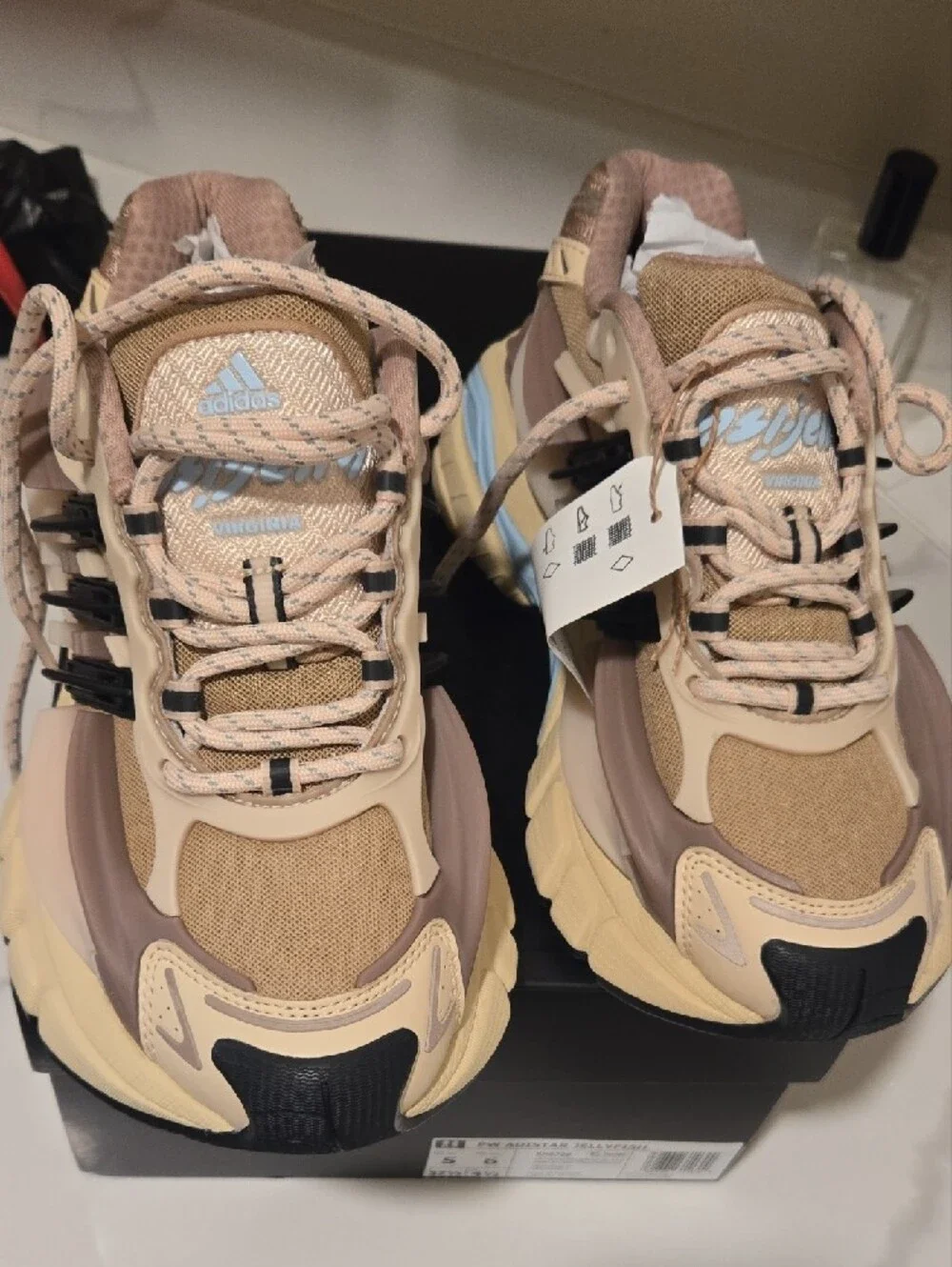 JellyFish adidas Black Athletic Shoes Box